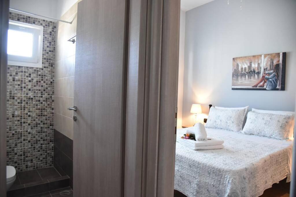Family Apartments 4 Lechaio Extérieur photo