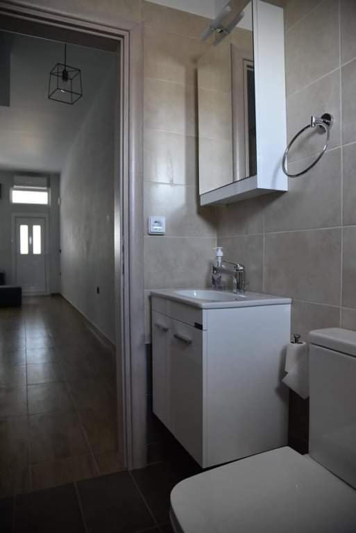 Family Apartments 4 Lechaio Extérieur photo